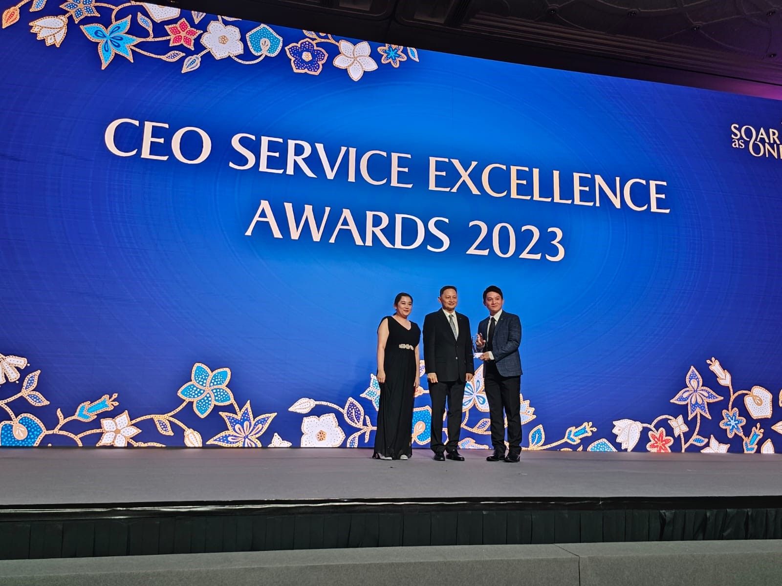 TDCX soars with Outstanding Partner recognition by Singapore Airlines at the CEO Service Excellence Awards 2023